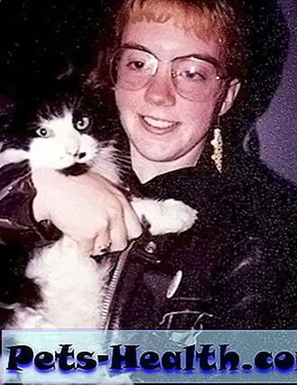 Purr Bear liked baths. Purr Bear liked baths.