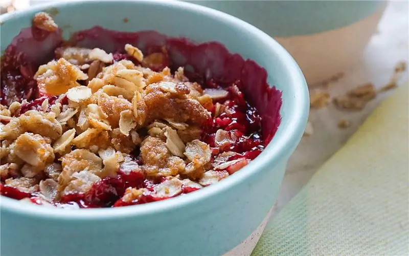 Веганские чипсы с ананасом и малиной без глютена с овсяной начинкой