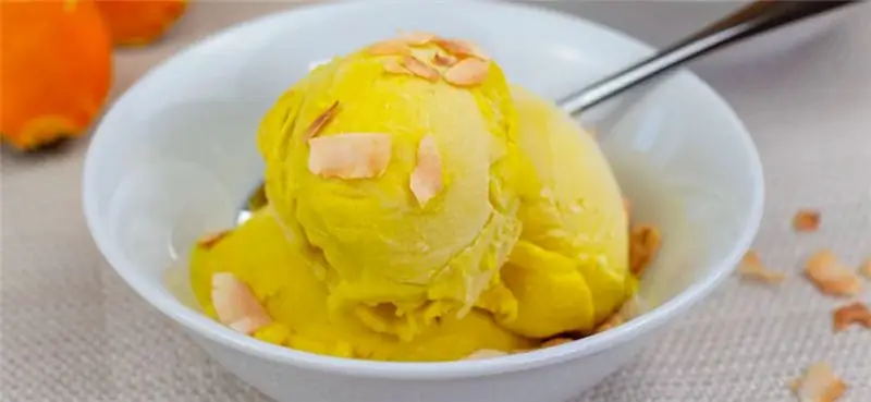 Мороженое с куркумой и имбирем