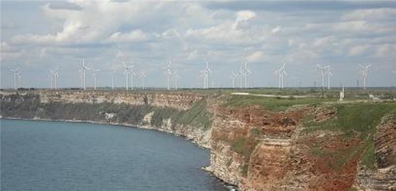 Ветряные фермы на охраняемых территориях в Калиакре, Булгари - Фото © RSPB images Ветряные фермы на охраняемых территориях в Калиакре, Булгари - Фото © RSPB images