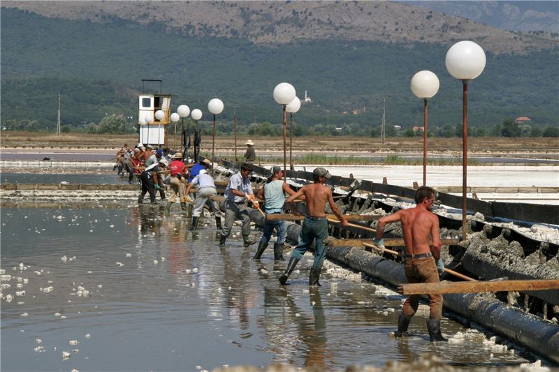Производство соли на Улцинь-Салине до 2013 г