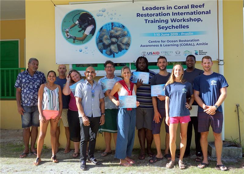 Участники из региона WIO прошли обучение методам реставрации © Nature Seychelles Участники из региона WIO прошли обучение методам реставрации © Nature Seychelles
