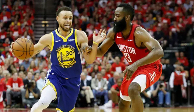 NBA Catwatch Tracks, чьи игроки владеют кошками