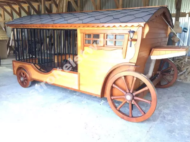 Собаки на колесах Roll В центре внимания Благодаря Lil Oscar's Wagon