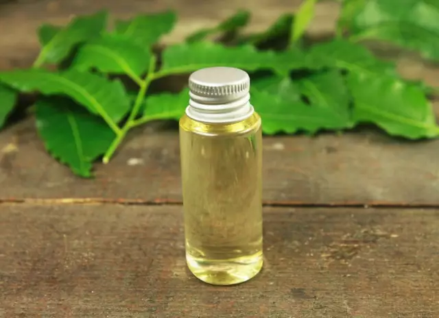 Neem Oil: чудо-трава для собак - и для вас, тоже