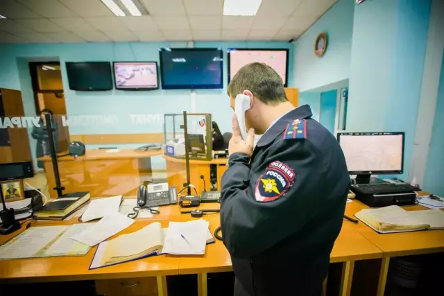 Молодой мальчик с раком похитил щенка