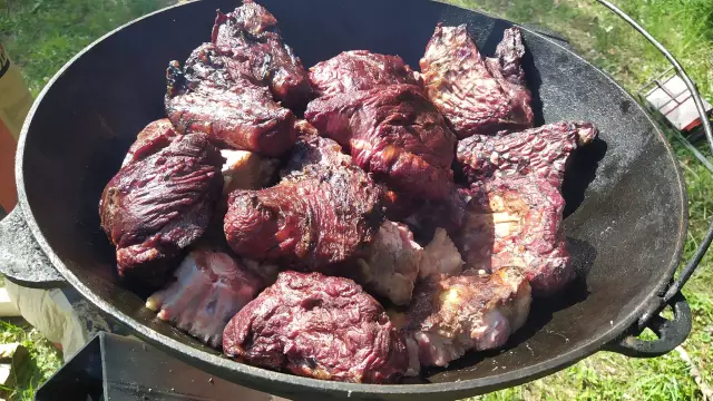 Хвосты тундровой сибирской хаски спасения