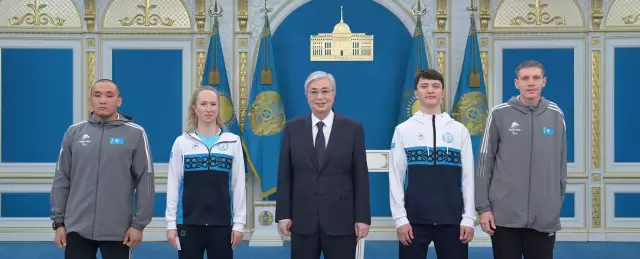 Посещение Турции, я провел время с бродячими и одичалыми кошками