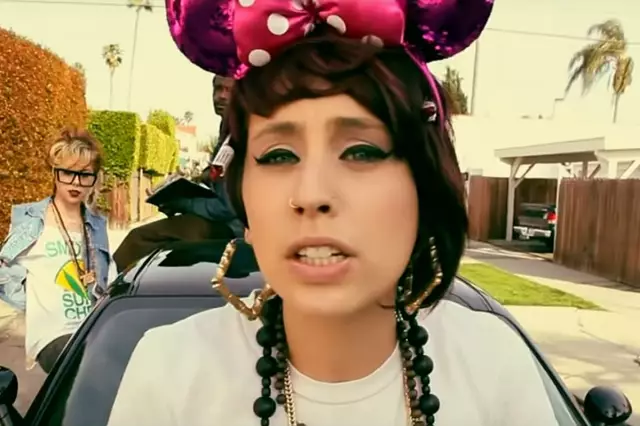 Lady Rapper Kreayshawn рассказывает нам обо всем, что касается ее усыновленных котят