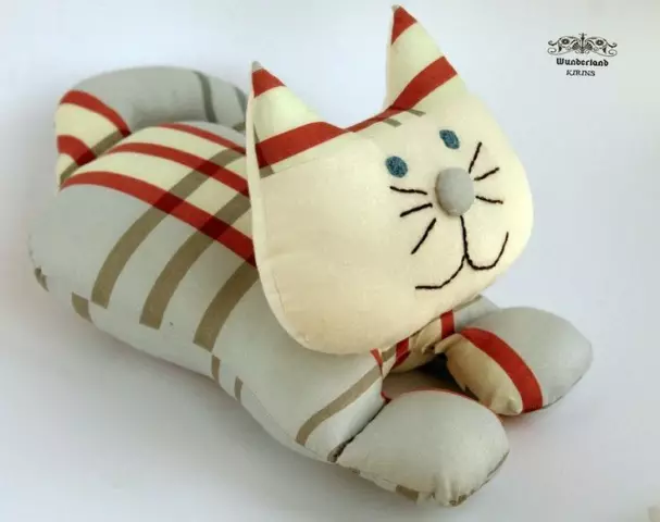 10 подушек для кошек, которые не похожи на подушки