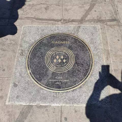 Новая собачьей аллее славы в Лондоне