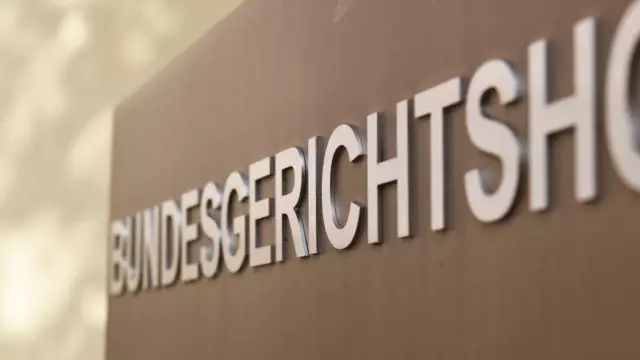 Как История? Любите собак? Выиграйте копию новой книги участника