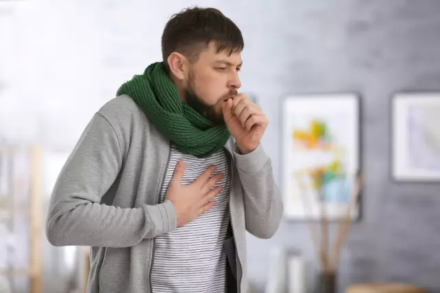 Может ли вакцина от кашля питомника вызывать кашель?