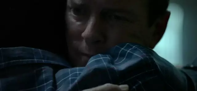 Бомба-обнюхивающая собака умирает, возможно, разбитое сердце