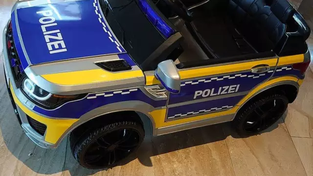 Сообщество приходит вместе, чтобы воссоединить маленькую девочку с ее похищенной собакой