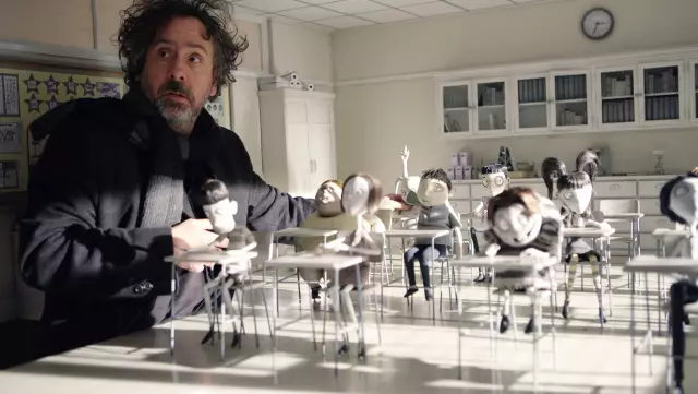 Смотрите видеоролик из «Frankenweenie» Тима Бертона в этом фильме