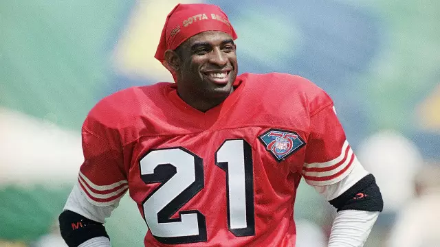 Deion Sanders получает свою собаку за 15 000 долларов после девяти месяцев