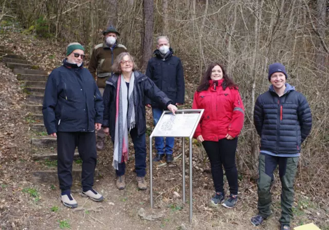 Бесплатно Уолли! Другая собака в плотном предикаменте