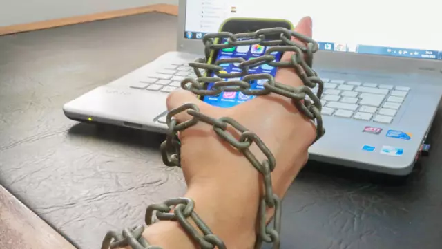 Ищет социального медиа-стажера