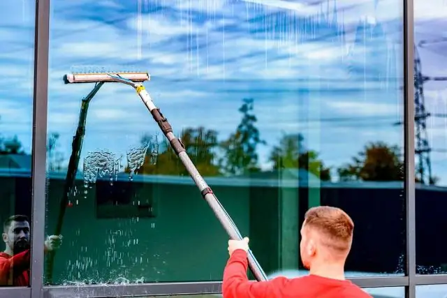 Используют ли средства для мытья окон деионизированную воду?