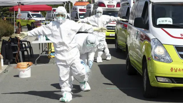 Недавний всплеск случаев заболевания гриппом A(H7N9) в Китае. В настоящее время наиболее непосредственную угрозу для граждан ЕС представляют те, кто проживает или посещает районы Китая, пораженные гри