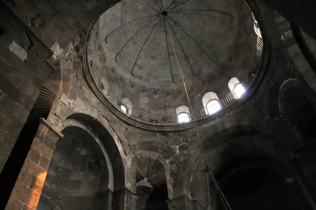 Европейцы принесли новые штаммы вызывающих язву бактерий в доколумбовскую Америку: исследование генома показывает смешение европейских и африканских штаммов H. pylori в современном американском населе