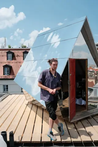 Ген паразитического червя регулирует поведение, используемое для отслеживания новых насекомых-хозяев: метод на основе РНК-интерференции может помочь в изучении связей между генами и поведением перспек