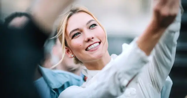 Физики объяснили секрет того, почему жуки-скарабеи-драгоценности выглядят как чистое золото: «Не все то золото, что блестит», находит исследовательская программа, изучающая, как жуки-скарабеи отражают