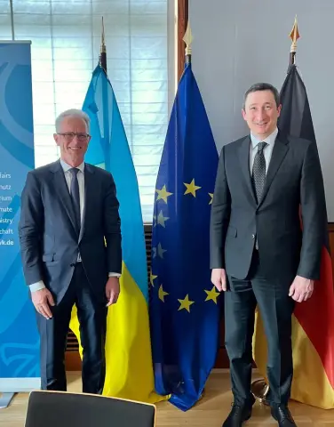 Финансовые стимулы могут сохранить разнообразие тропических лесов: в первом в своем роде исследовании исследователи обнаружили, что землевладельцы, получающие платежи, сокращают вырубку лесов, сохраня