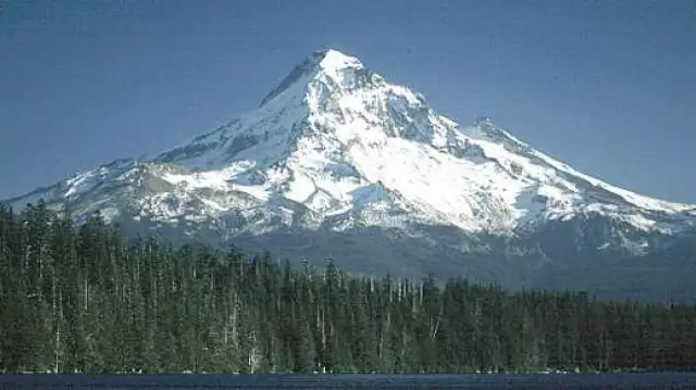 Изменение климата может подтолкнуть вулканы к жизни: геологи, изучающие вулканическую активность, обнаружили новые доказательства высыхания Средиземного моря 5,96 миллиона лет назад