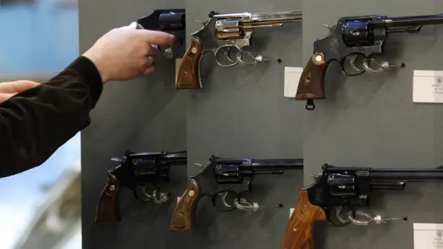 Большинство американцев хотят, чтобы правительство боролось с изменением климата, некоторые готовы заплатить большую сумму: большинство американцев говорят, что выступают против отмены Плана чистой эн