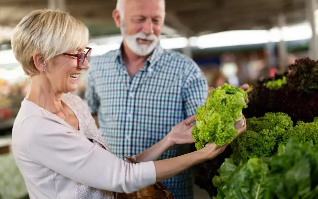 Изменение цен на семь продуктов может спасти тысячи жизней в год, говорится в исследовании: субсидии на здоровую пищу и налоги на нездоровую пищу могут снизить смертность от инсульта, диабета и сердеч