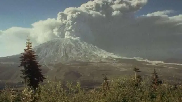 Когда магма предотвращает извержения вулканов: почему дно кальдер непропорционально поднимается без извержения? Исследователи из UNIGE и Roma Tre использовали тепловые и экспериментальные модели, чтоб