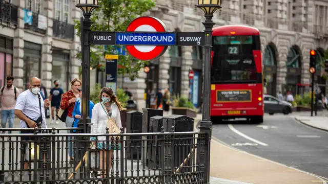 У серферов в три раза больше шансов иметь в кишечнике устойчивые к антибиотикам бактерии