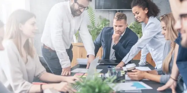 Обнаружено, что более крупная стайная рыба обладает большей силой притяжения