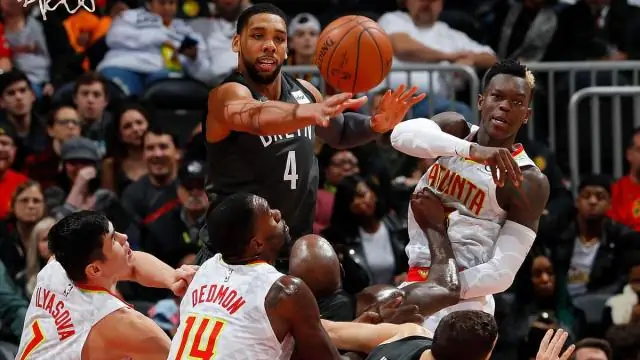 Несмотря на отличное сцепление, гекконы иногда скользят