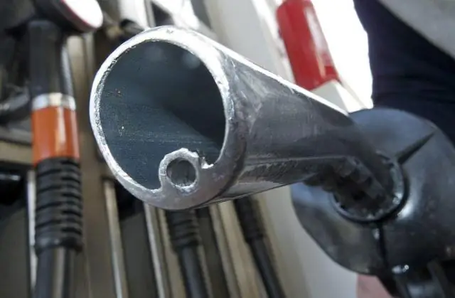 Разумное вождение экономит больше бензина, чем думают водители