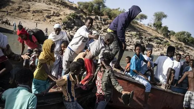 Конфликт между фермерами и хищниками домашнего скота