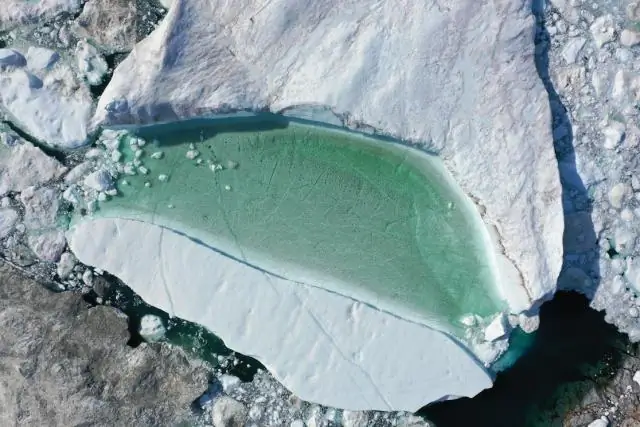 НАСА приближается к тающим льдам Гренландии