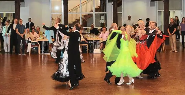 Пары хвастаются: певчие птицы более страстны перед публикой