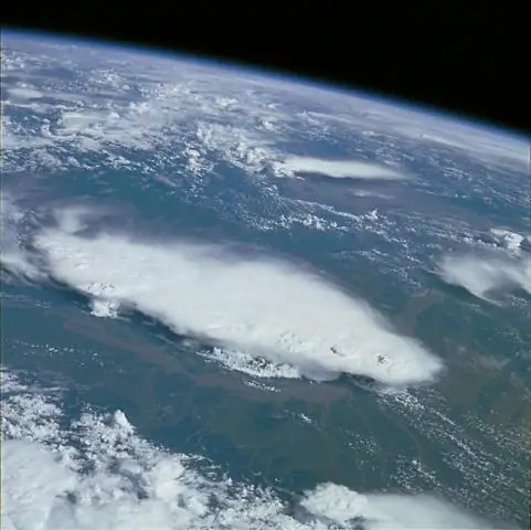 Сильные индийские муссоны направляют атлантические ураганы к суше, показало исследование