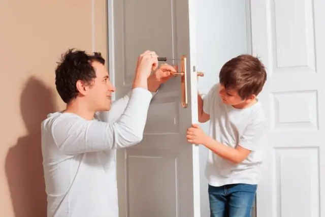 Комбо из белого вина и лимонного сока предотвращает нежелательное обесцвечивание теста для выпечки