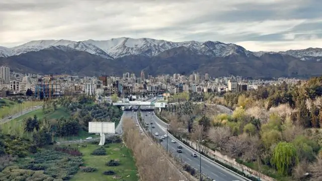 Почему Тегеран опасно тонет: спутниковые данные показывают, что чрезмерная добыча воды угрожает иранской столице