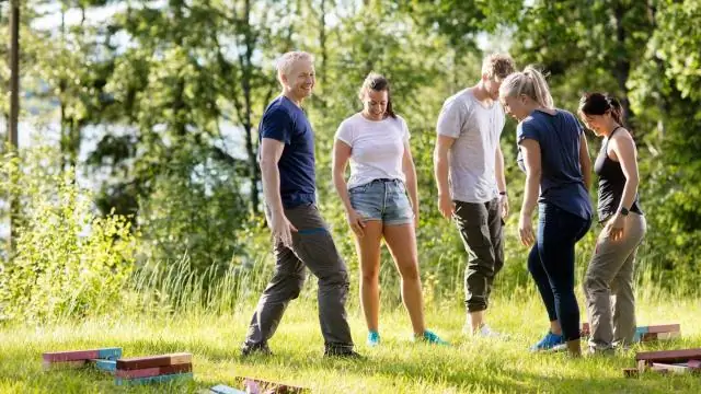 Сады в естественной среде обитания привлекают разнообразие пчел, улучшают урожайность яблок