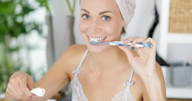 Как зубная паста: фторид радикально улучшает стабильность перовскитных солнечных элементов