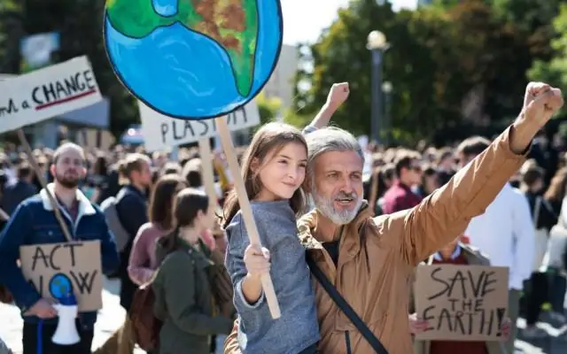 Как мировые СМИ освещают новости об изменении климата: богатые страны политизируют проблему, в то время как бедные страны представляют изменение климата как международную проблему