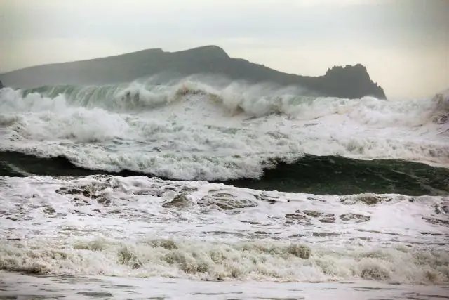 Изменение климата изменит волны на половине побережья мира