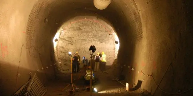 Химия урана и геологическое захоронение радиоактивных отходов: новые идеи с использованием алмазного света