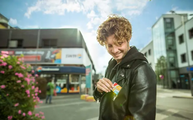 Временное и долгосрочное нарушение кишечных микробов после антибиотиков: лечение антибиотиками может нарушить микробиом кишечника на уровне штамма, при этом изменения сохраняются до 6 месяцев