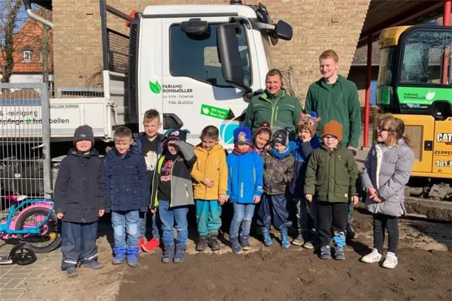 Как древние микробы создали массивные залежи руды, подготовив почву для ранней жизни: исследование дает возможное объяснение парадокса «слабого молодого солнца», созданного астрономом Карлом Саганом